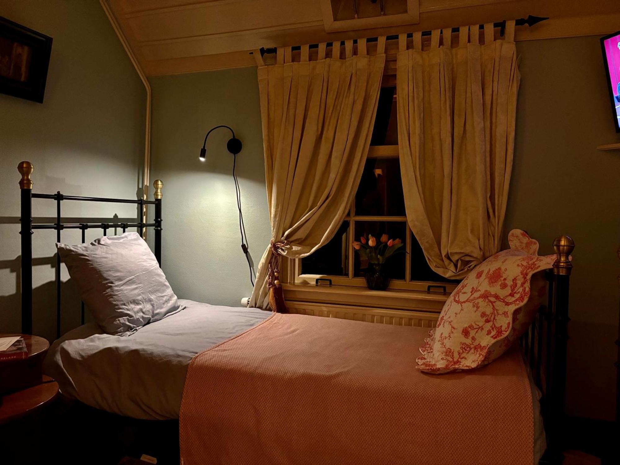 B&B Het Gasthuys アメロンゲン エクステリア 写真